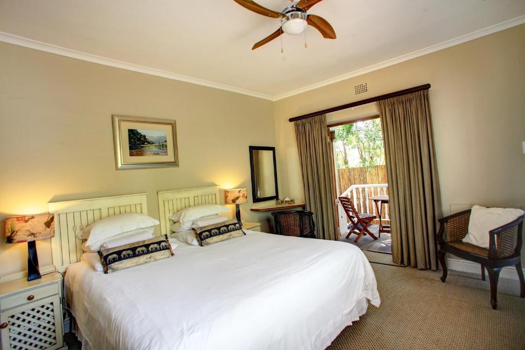Waterfront Lodge Книсна Стая снимка