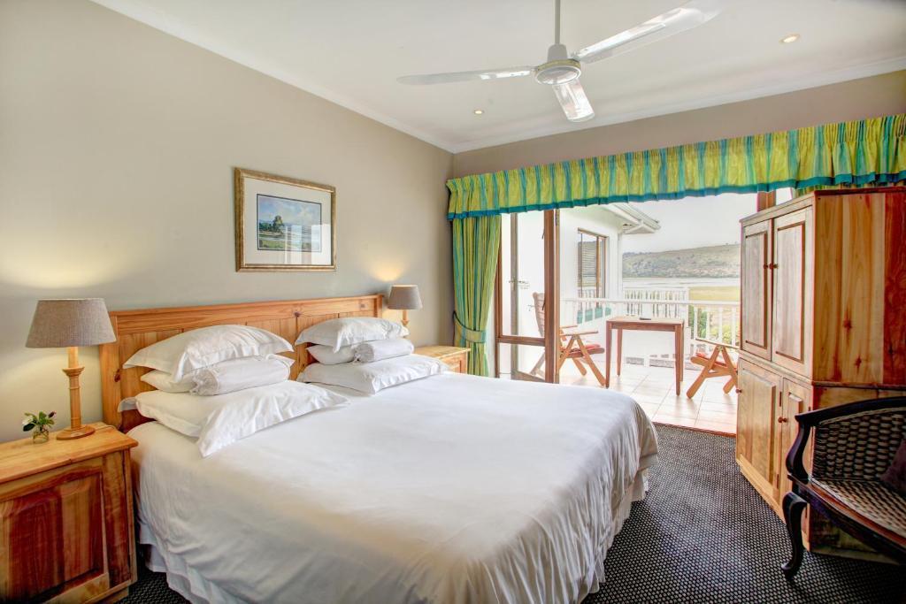 Waterfront Lodge Книсна Стая снимка